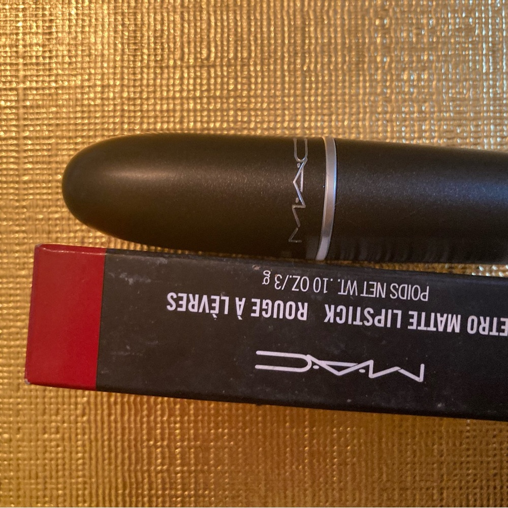 MAC RETRO MATTE LIPSTICK RUBY WOO - Picture 5 of 7